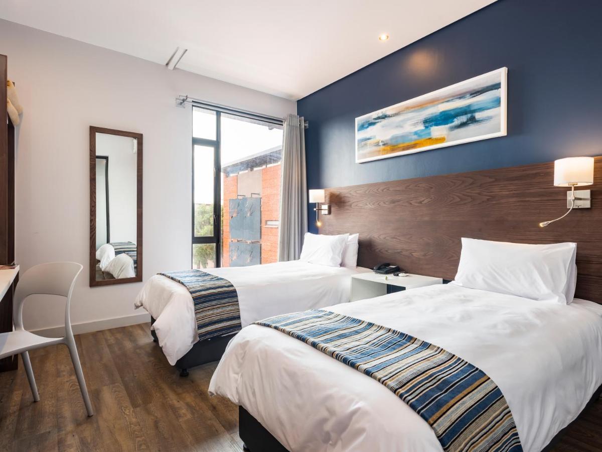 Aha Kathu Hotel Eksteriør bilde